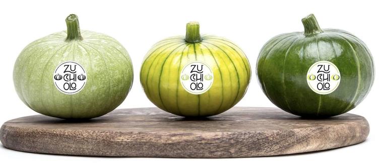 La nueva hortaliza se comercailiza en tres colores: verde claro, verde oscuro y amarillo.