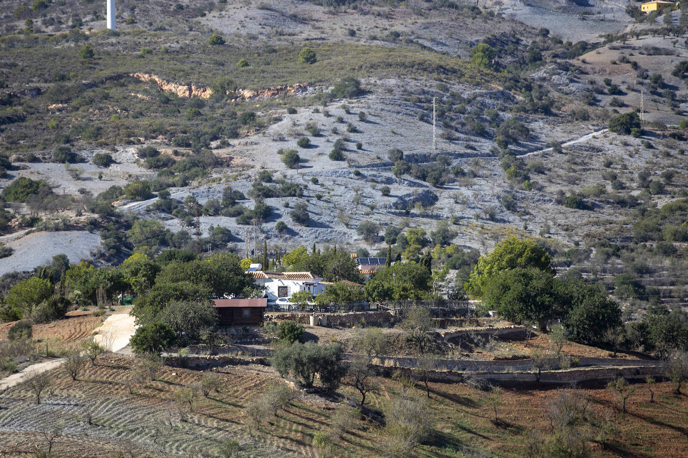 Imagen del aula rural y granja escuela, situada en el municipio de Gualchos-Castell de Ferro, donde se instalarán las personas procedentes de Canarias.