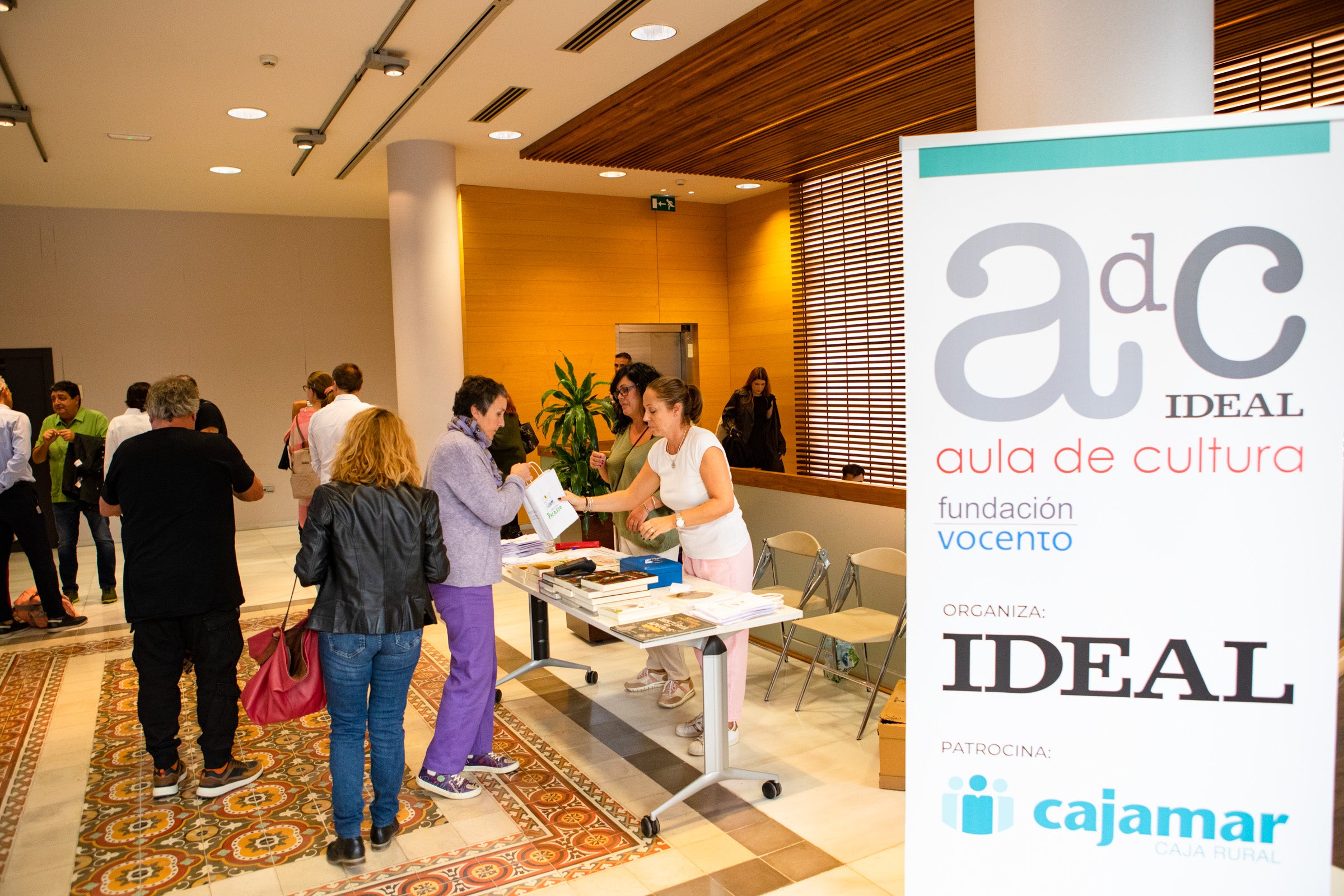 La historia, según Concostrina