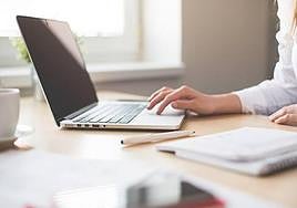 El fraude que roba datos personales con un aviso de la vacuna de la covid