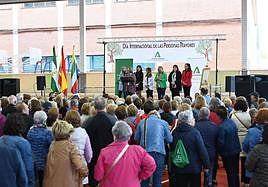 Celebración en Linares de la clausura del 'Mes de los Mayores', iniciativa organizada por la Junta de Andalucía.