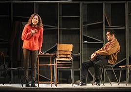 Toni Acosta y Omar Ayuso en un momento de la función.