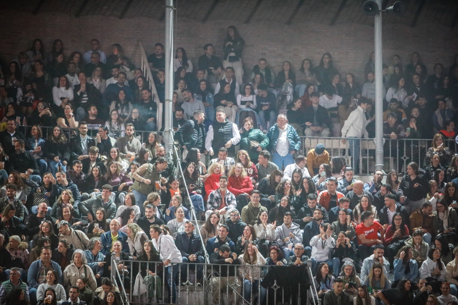 Las imágenes de la actuación de Melendi en la Plaza de Toros