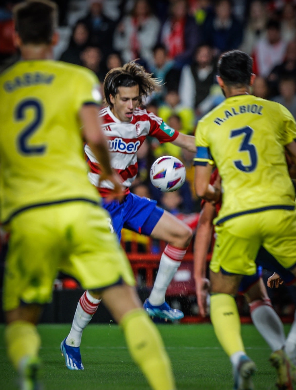Las imágenes del Granada-Villarreal a pie de campo