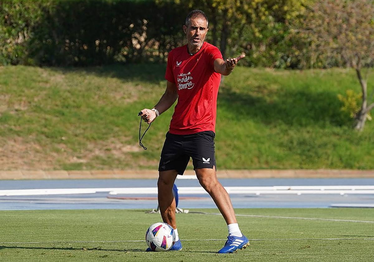 Gaizka Garitano quiere hacer al equipo competir para acostumbrarse a ganar.