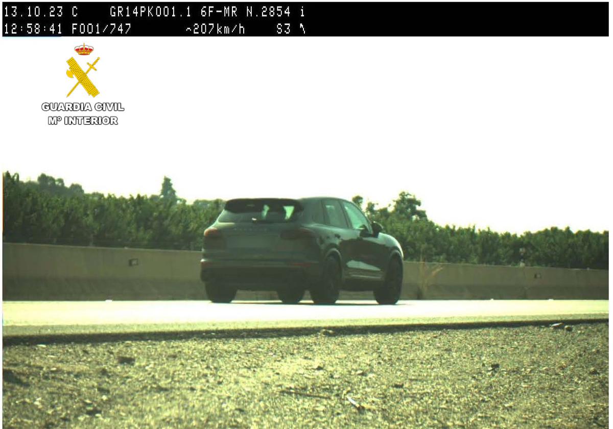 Ante el juez por circular a 207 km/h con su Porsche Cayenne en Granada.