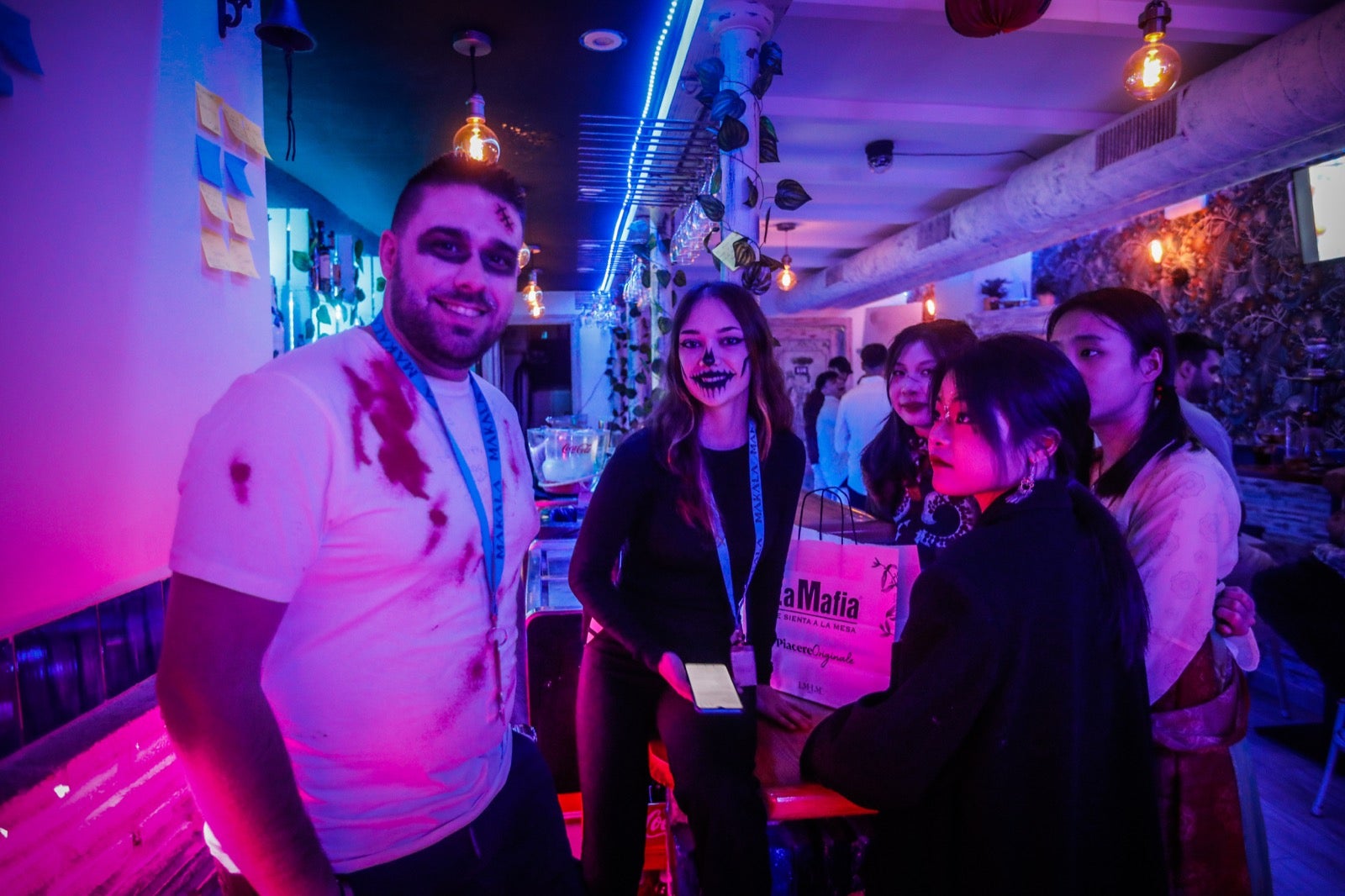 Las imágenes de la Noche de Halloween en las calles de Granada