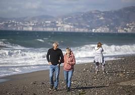 Imagen de una playa del litoral granadino esta mañana.
