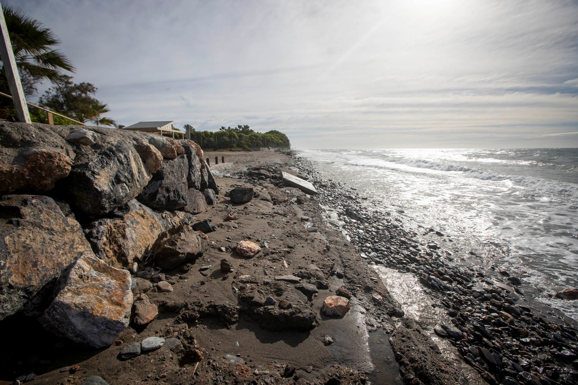 Así han quedado las playas de Granada tras el efecto del temporal