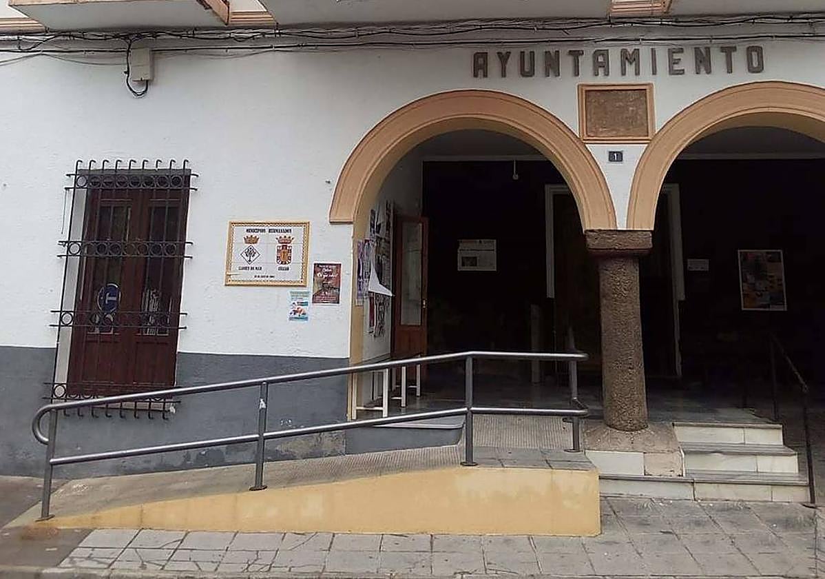 Fachada del Ayuntamiento de Cúllar.