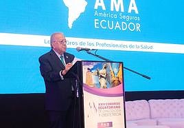 El presidente de AMA, Diego Murillo, refuerza en Ecuador su compromiso con los sanitarios del país