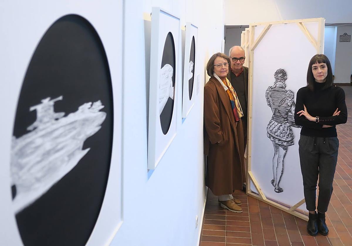 Elena García de Paredes Falla, Paolo Pinamonti y Carmen González Castro, en la exposición.