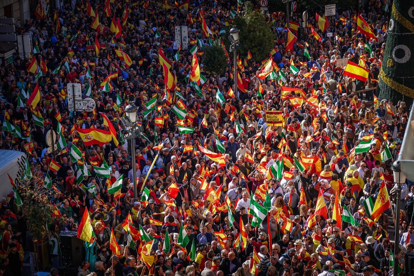 Las imágenes de la protesta en Granada contra la amnistía