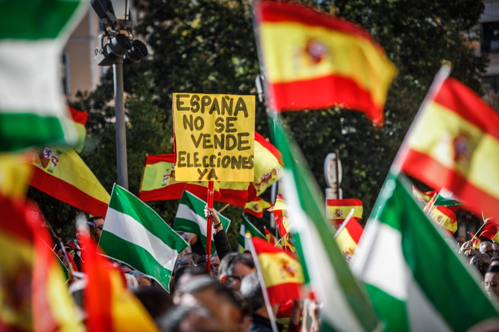 Las imágenes de la protesta en Granada contra la amnistía