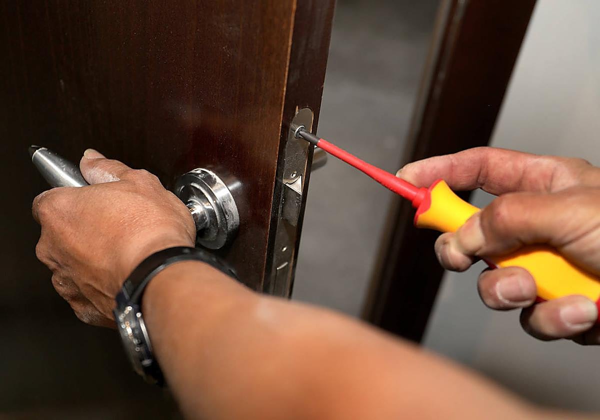 La razón por la que nunca debes dejar las llaves puestas cuando vas a dormir.