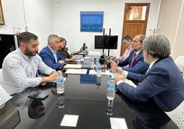 Primera reunión institucional de la UJA con el Ayuntamiento de Martos.