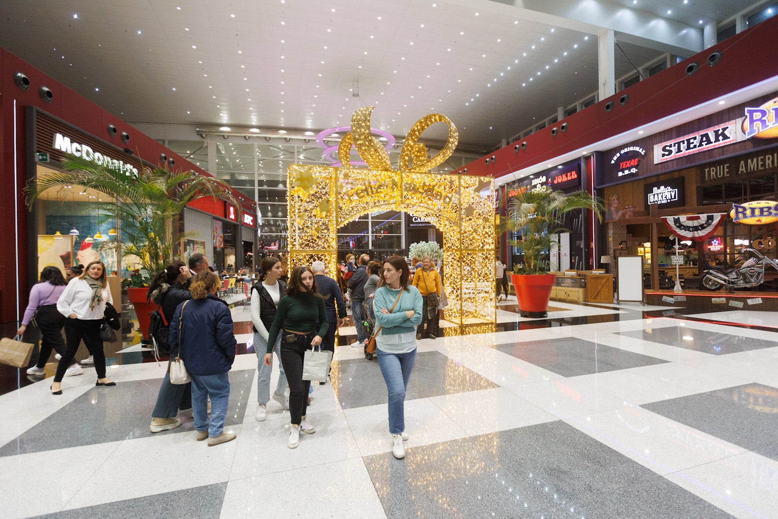 Así ha sido el encendido de las luces navideñas del Nevada