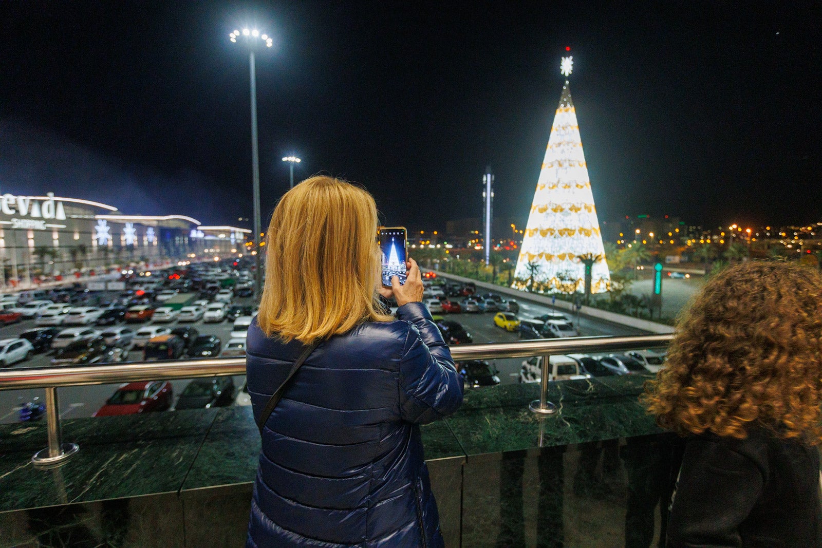 Así ha sido el encendido de las luces navideñas del Nevada