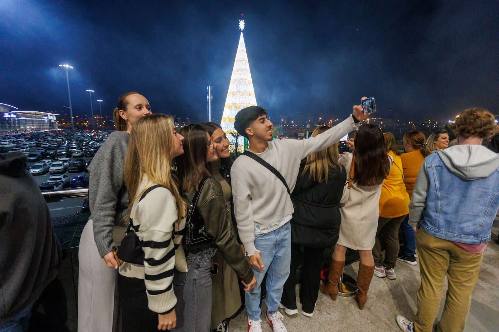 Así ha sido el encendido de las luces navideñas del Nevada