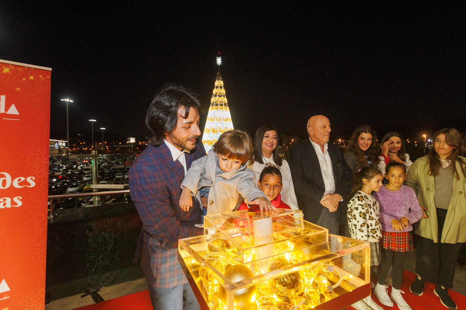 Así ha sido el encendido de las luces navideñas del Nevada
