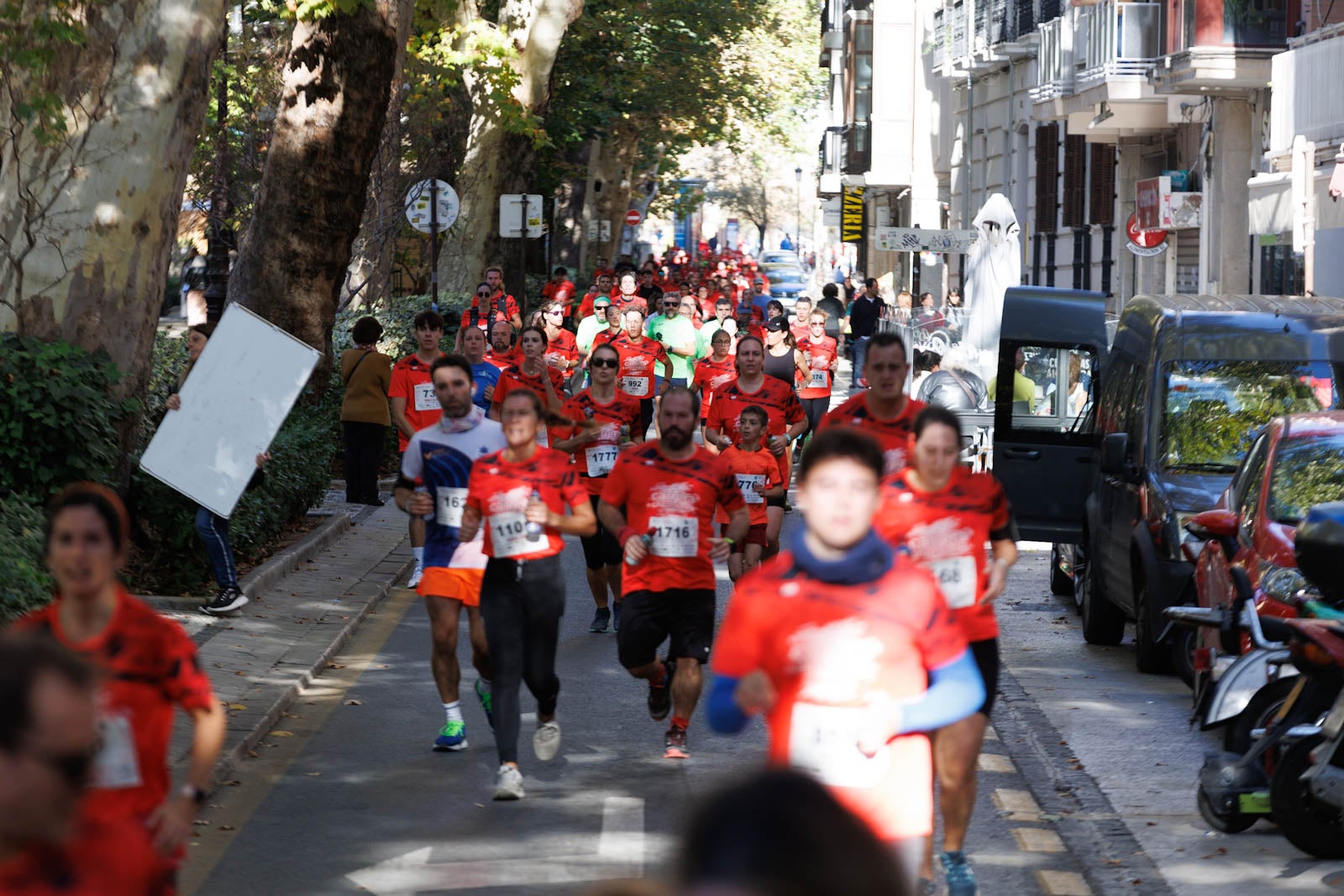Encuéntrate en la carrera de la Cruz Roja en Granada