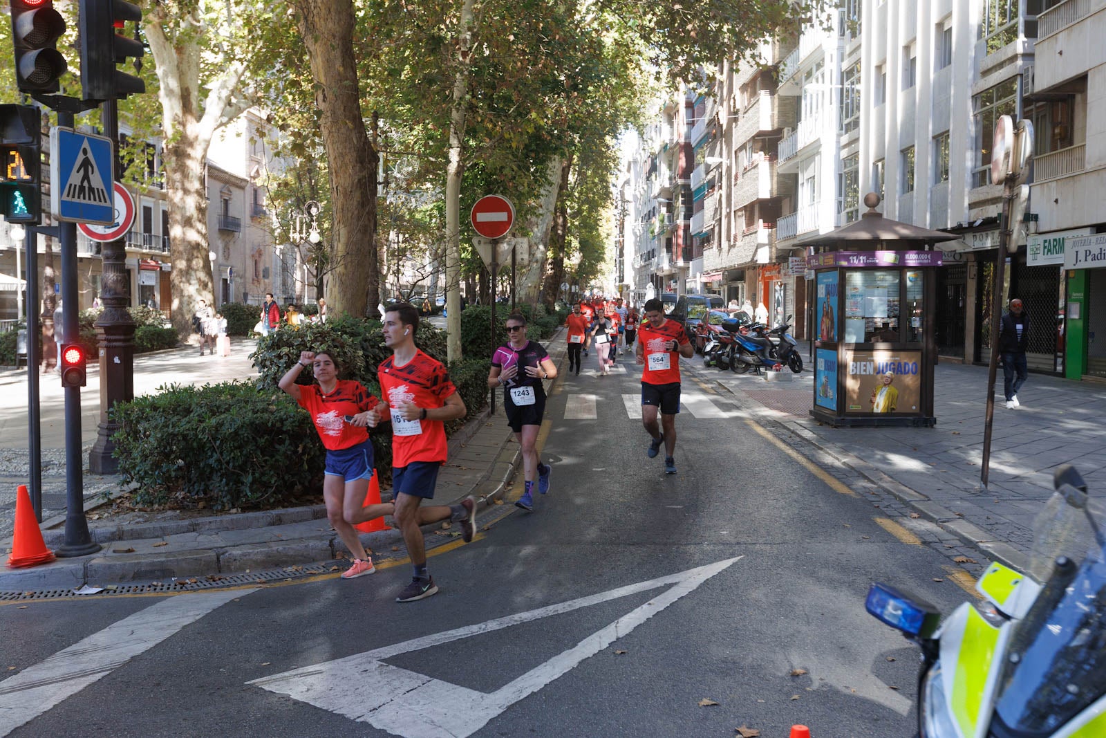 Encuéntrate en la carrera de la Cruz Roja en Granada