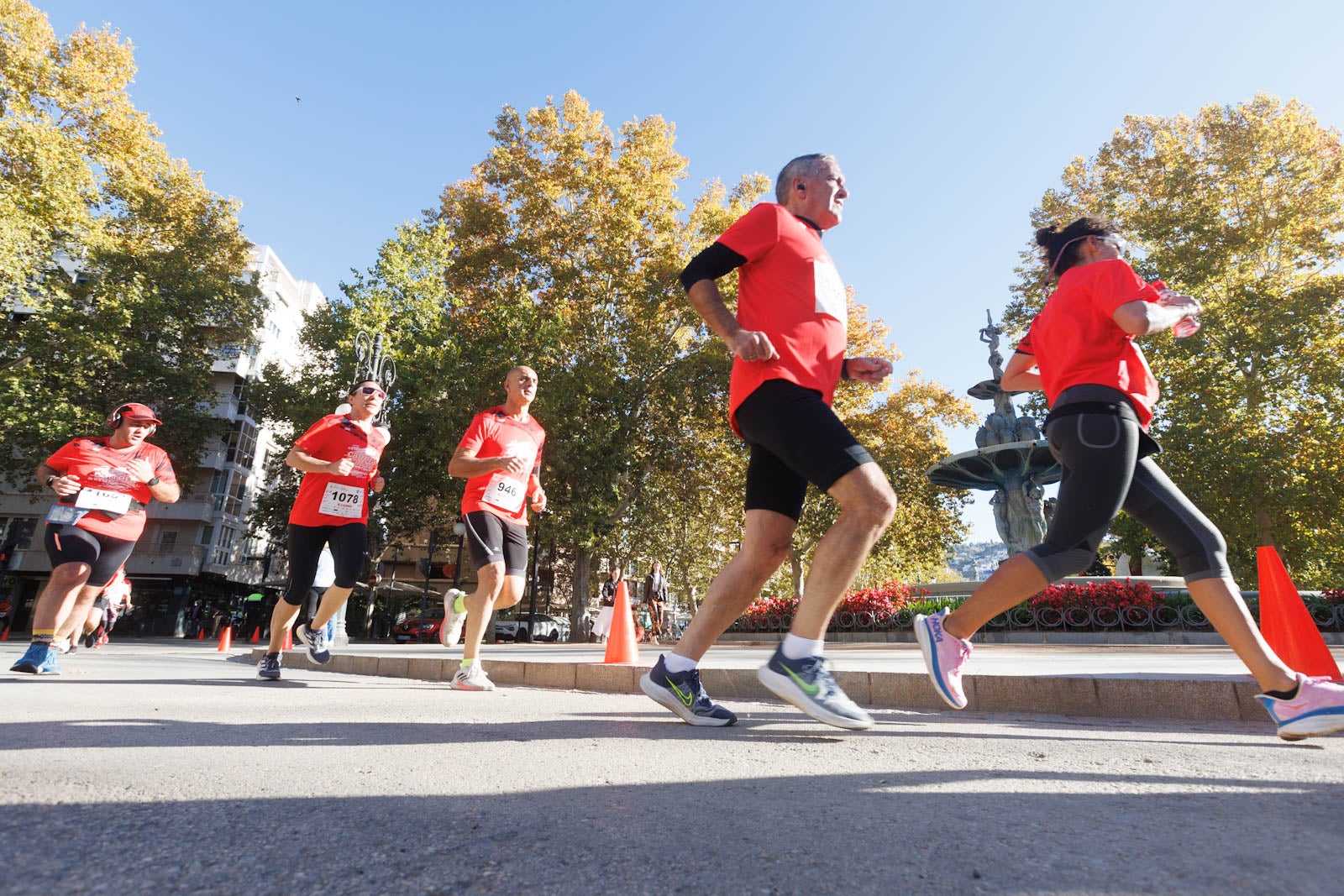 Encuéntrate en la carrera de la Cruz Roja en Granada