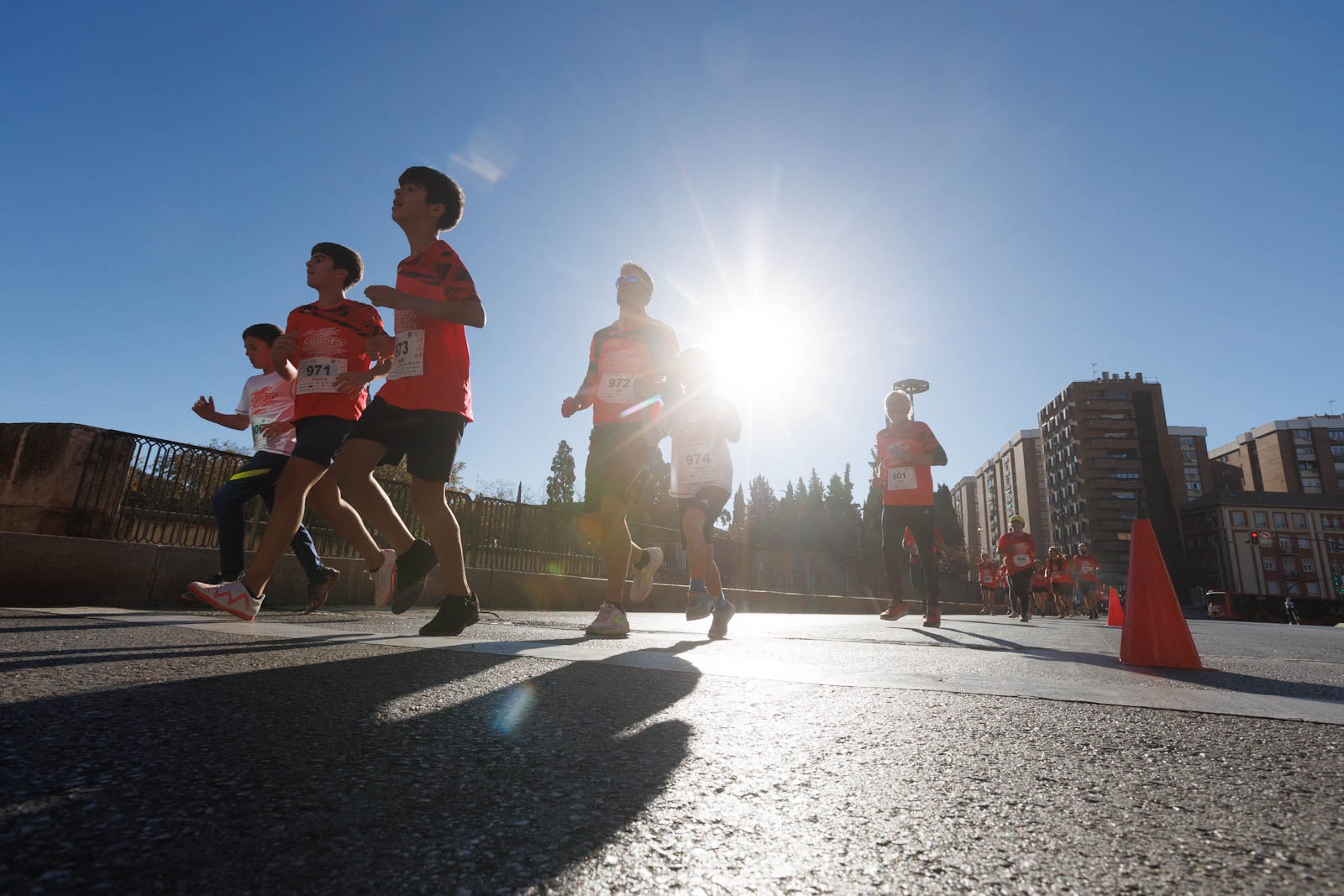 Encuéntrate en la carrera de la Cruz Roja en Granada