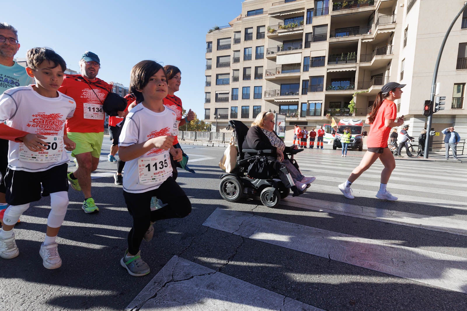 Encuéntrate en la carrera de la Cruz Roja en Granada