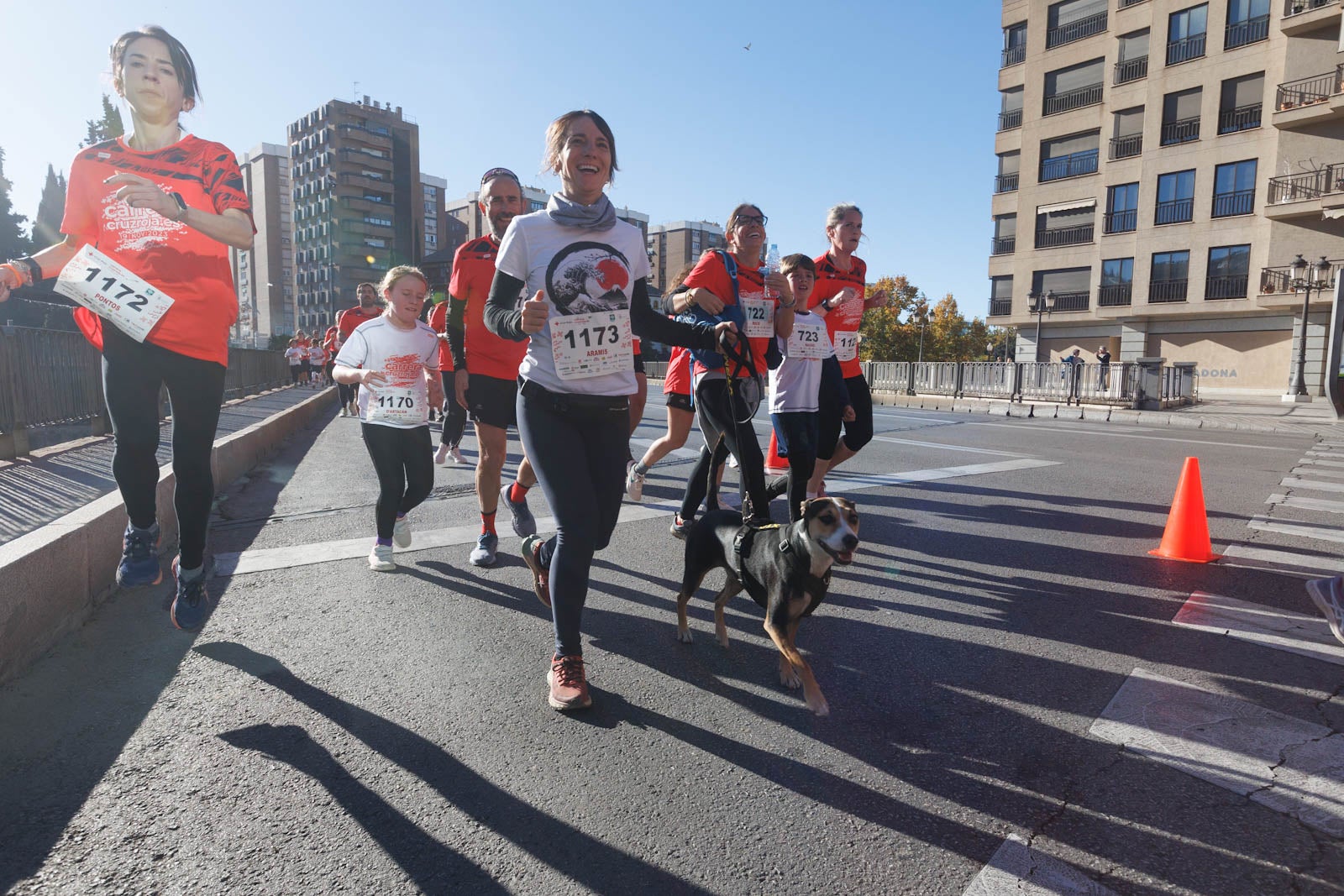 Encuéntrate en la carrera de la Cruz Roja en Granada