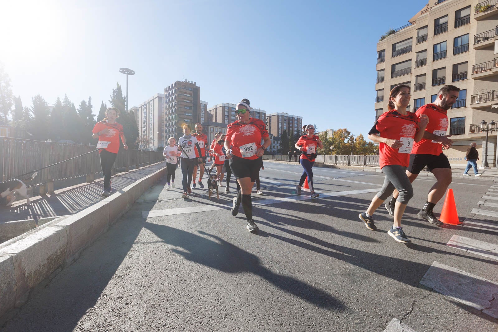 Encuéntrate en la carrera de la Cruz Roja en Granada