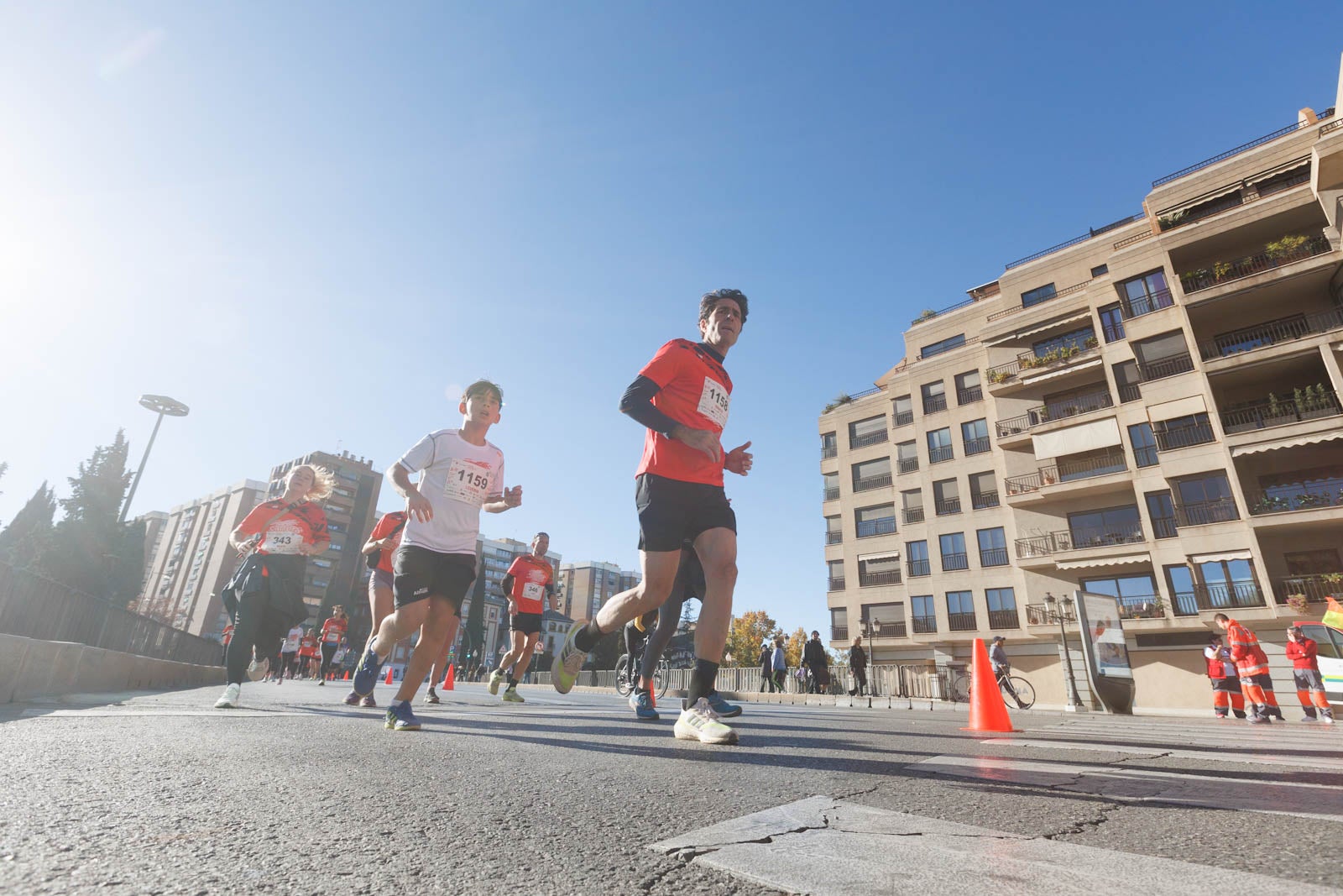 Encuéntrate en la carrera de la Cruz Roja en Granada