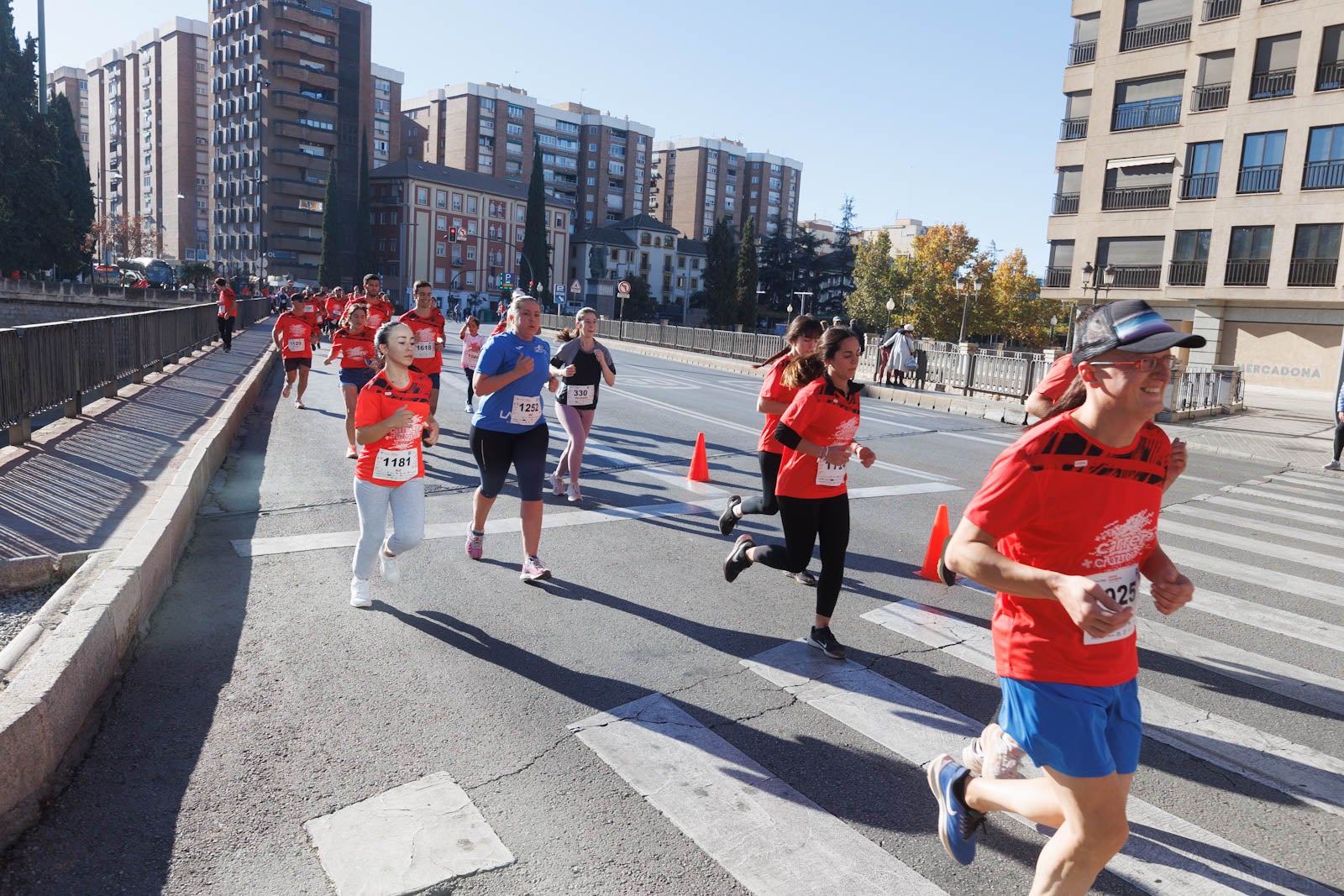 Encuéntrate en la carrera de la Cruz Roja en Granada