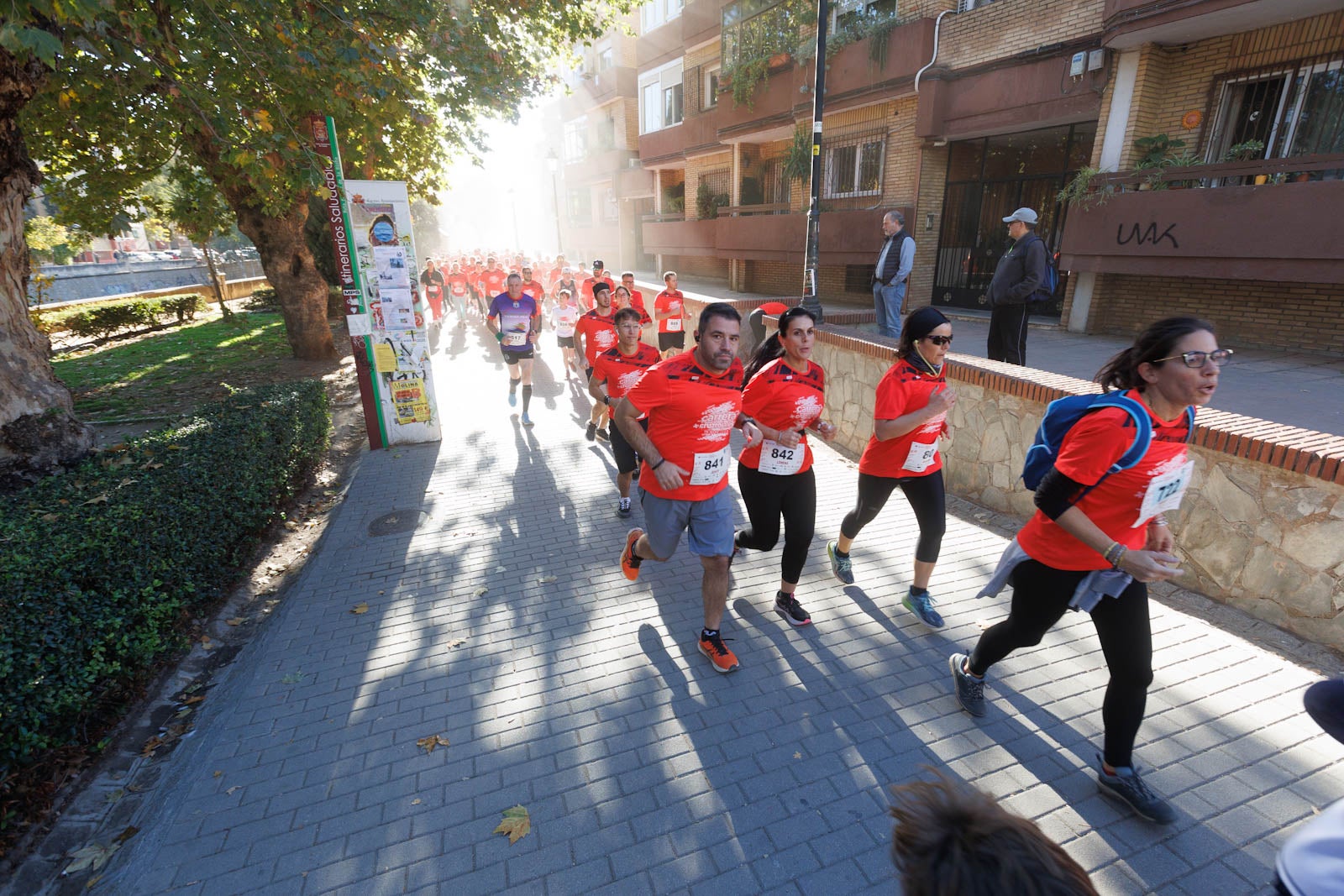Encuéntrate en la carrera de la Cruz Roja en Granada
