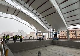 Imagen del estado de las obras de la piscina climatizada de Torredelcampo.