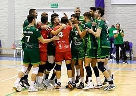 Unicaja Costa de Almería se ha acostumbrado a ganar y no es mal vicio si es jugando bien.