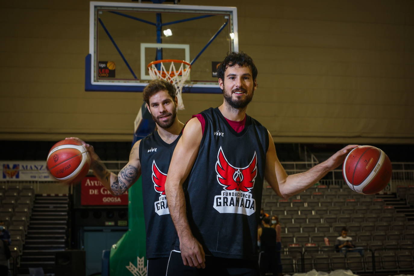 Lluís Costa (d) y Christian Díaz en 2020, al inicio de su primer curso en Granada.