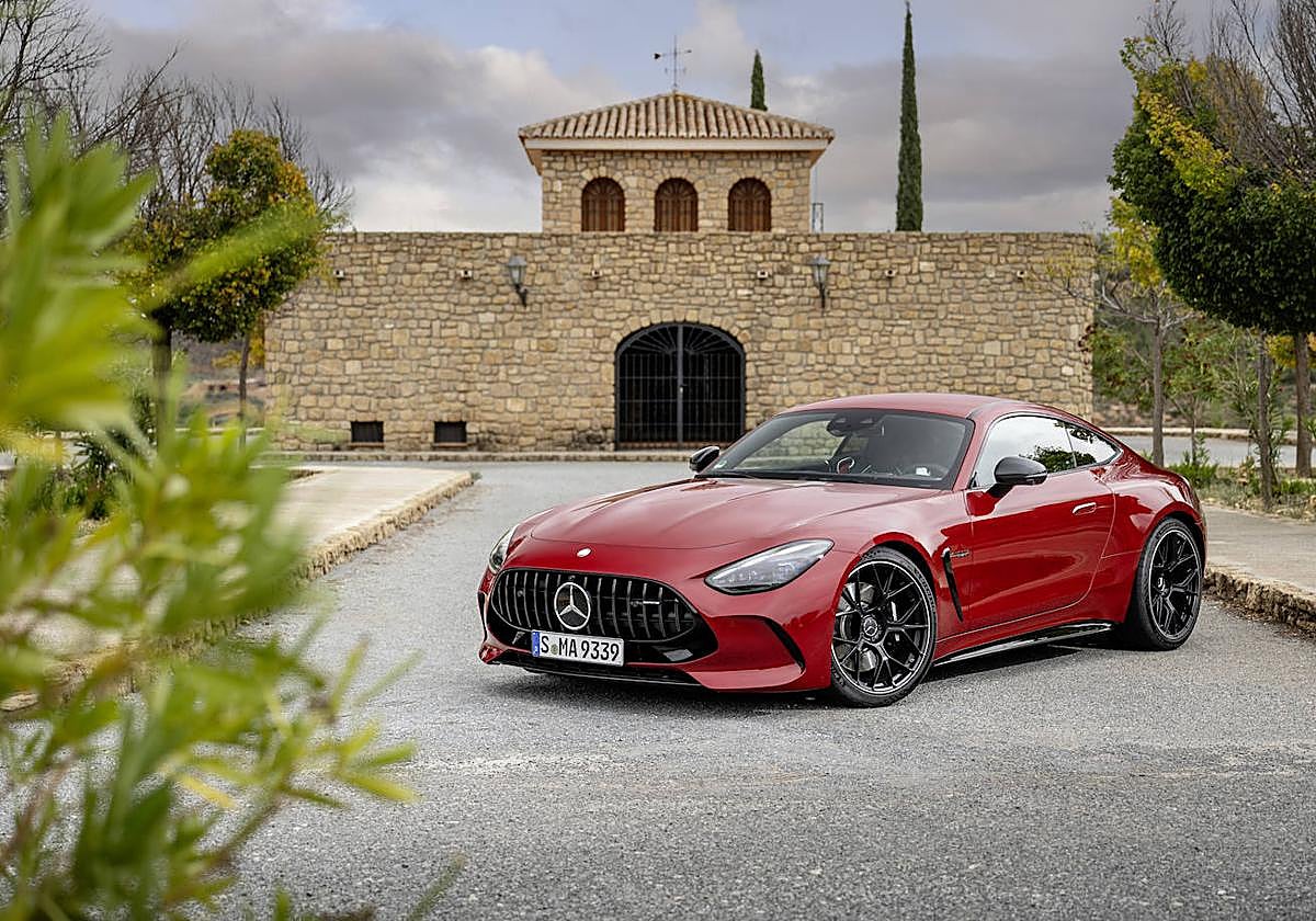 Granada, sede de la presentación mundial del GT 63 y CLE 53 de Mercedes