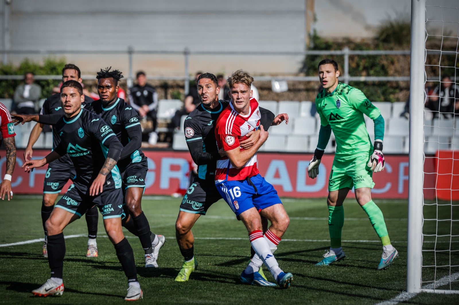 Las mejores imágenes del Recreativo Granada - Atlético Baleares