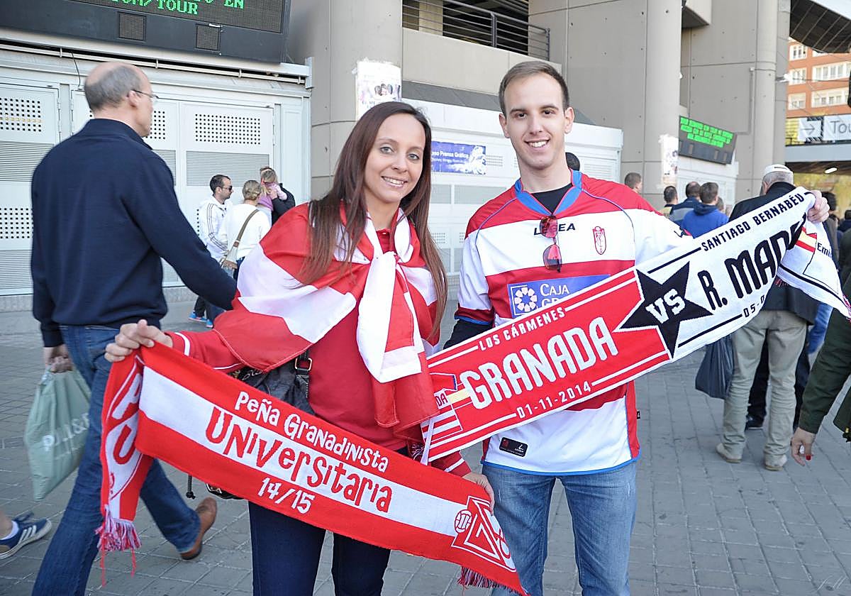 Aficionados del Granada en el Bernbabéu en una visita anterior del conjunto rojiblanco