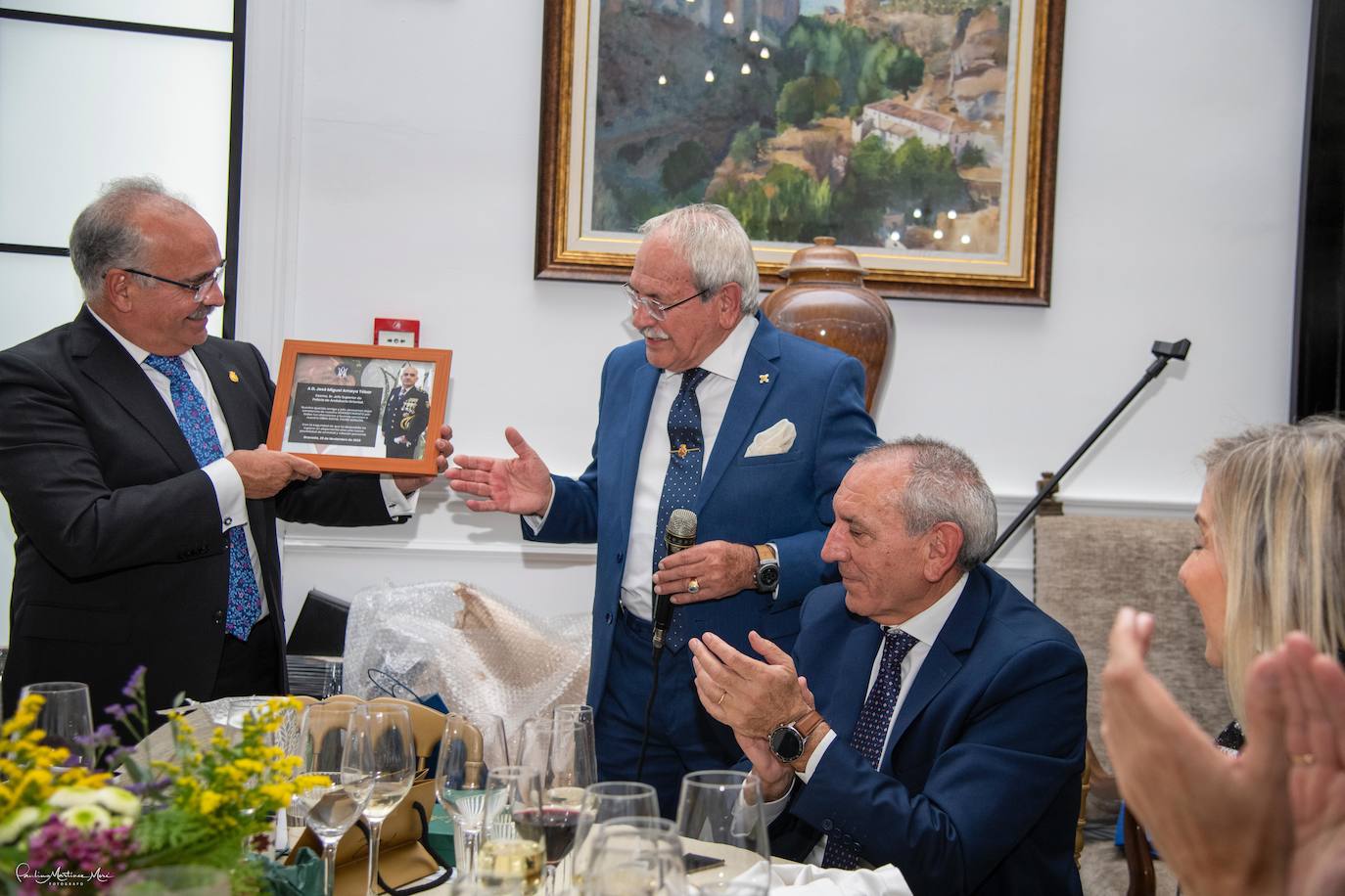 Las imágenes del homenaje al jefe superior de Policía de Andalucía Oriental, José Miguel Amaya