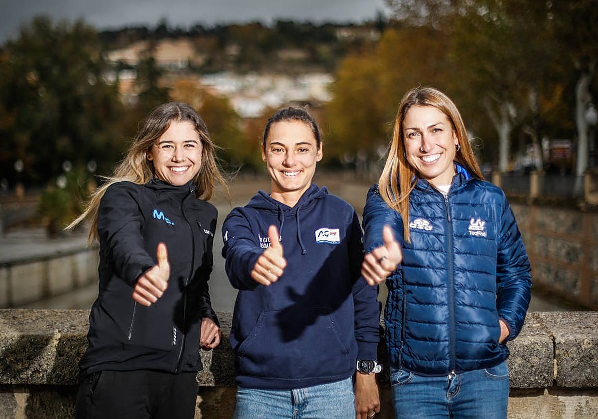 Sara Martín, Ashleigh Moolman y Mavi García, este viernes en Granada.
