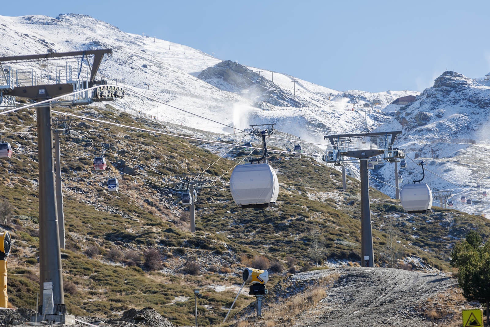 Las fotos de la apertura de Sierra Nevada: diversión en la nieve