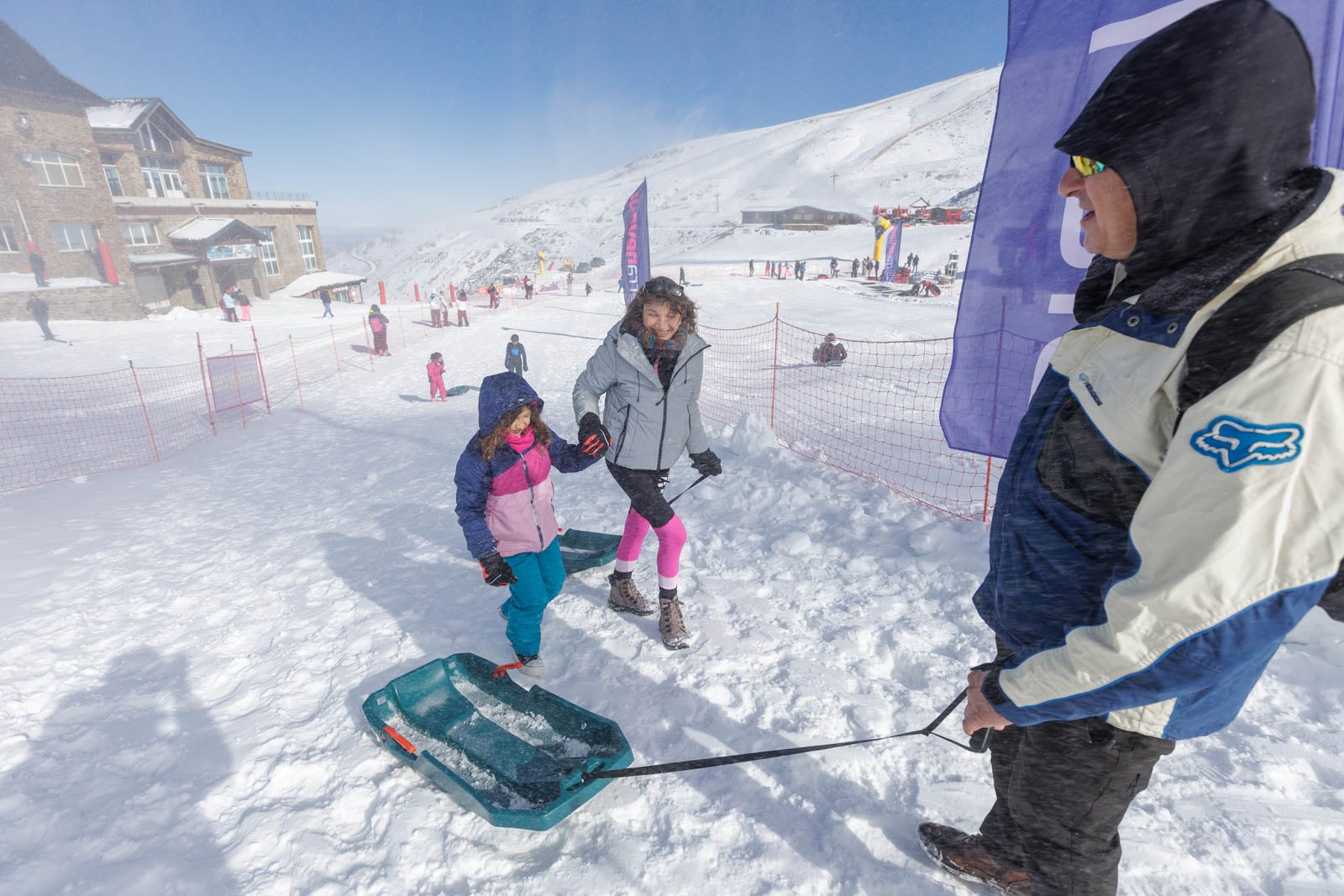 Las fotos de la apertura de Sierra Nevada: diversión en la nieve