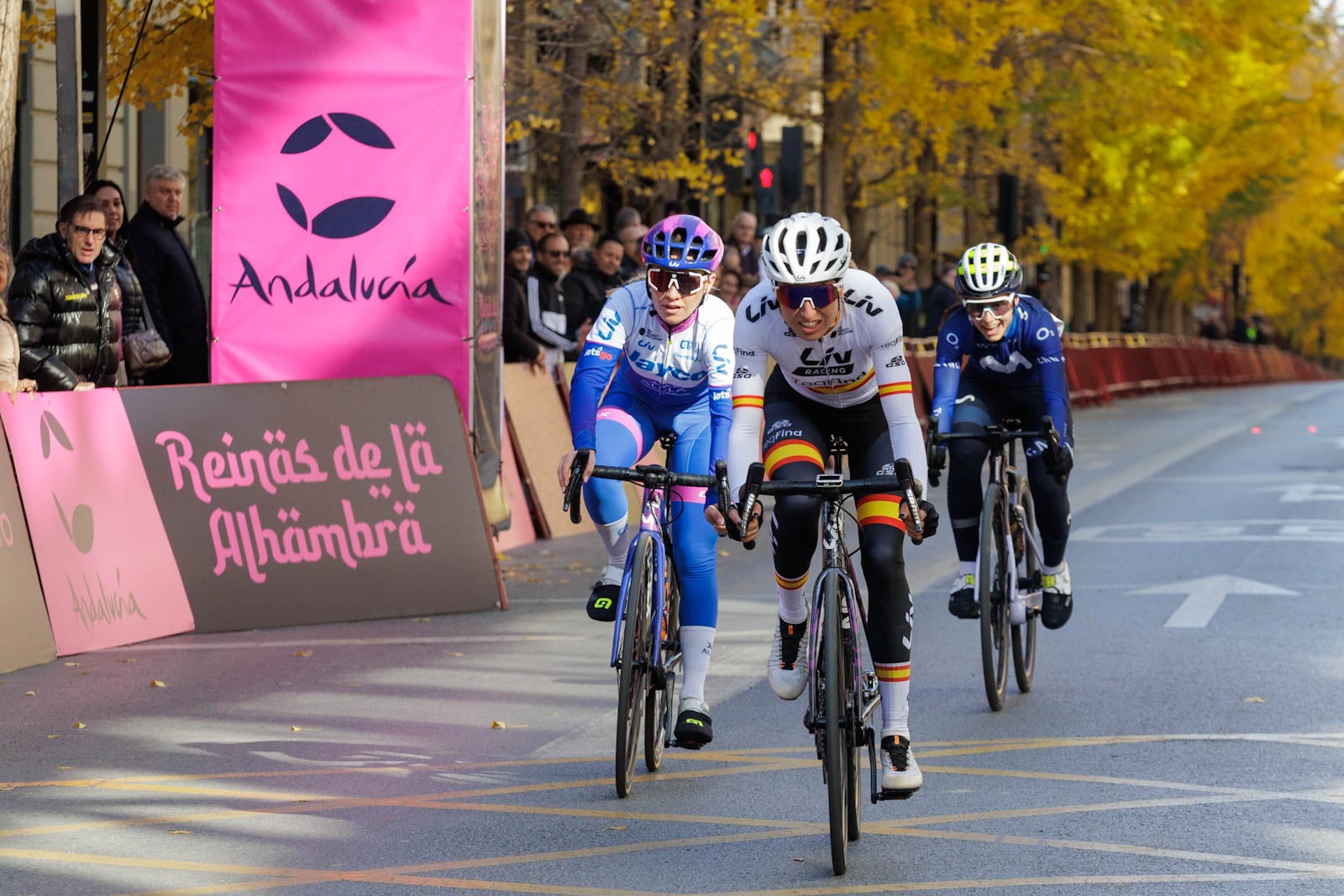 Las imágenes de la carrera Reinas de la Alhambra en Granada