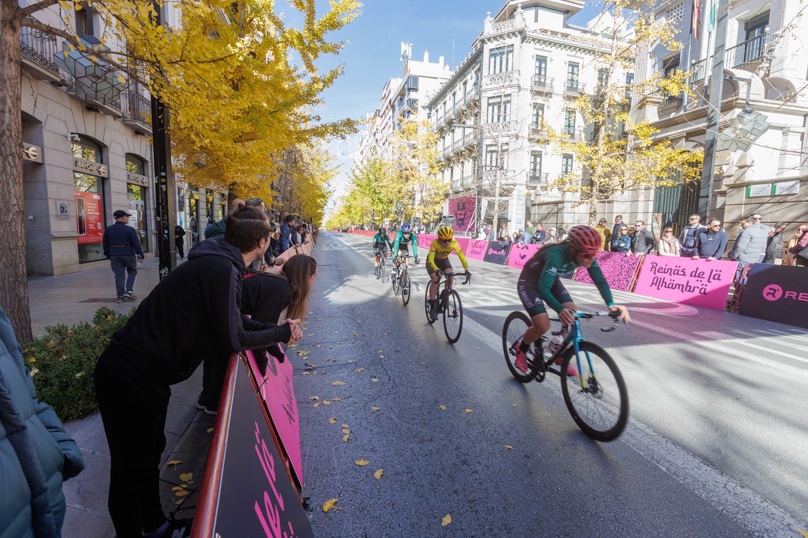 Las imágenes de la carrera Reinas de la Alhambra en Granada