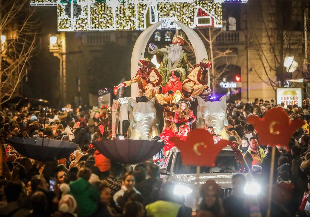 Horario e Itinerario de la Cabalgata de Reyes Magos de Granada 2024