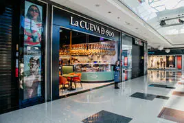 El último restaurante de La Cueva de 1900 ha abierto en el Nevada Shopping.