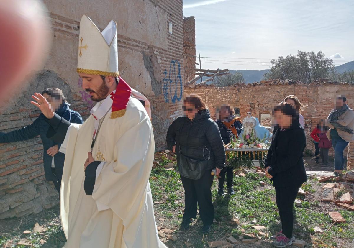 Imagen principal - Procesión y actos por Tablate, con Antonio Jiménez al frente. 