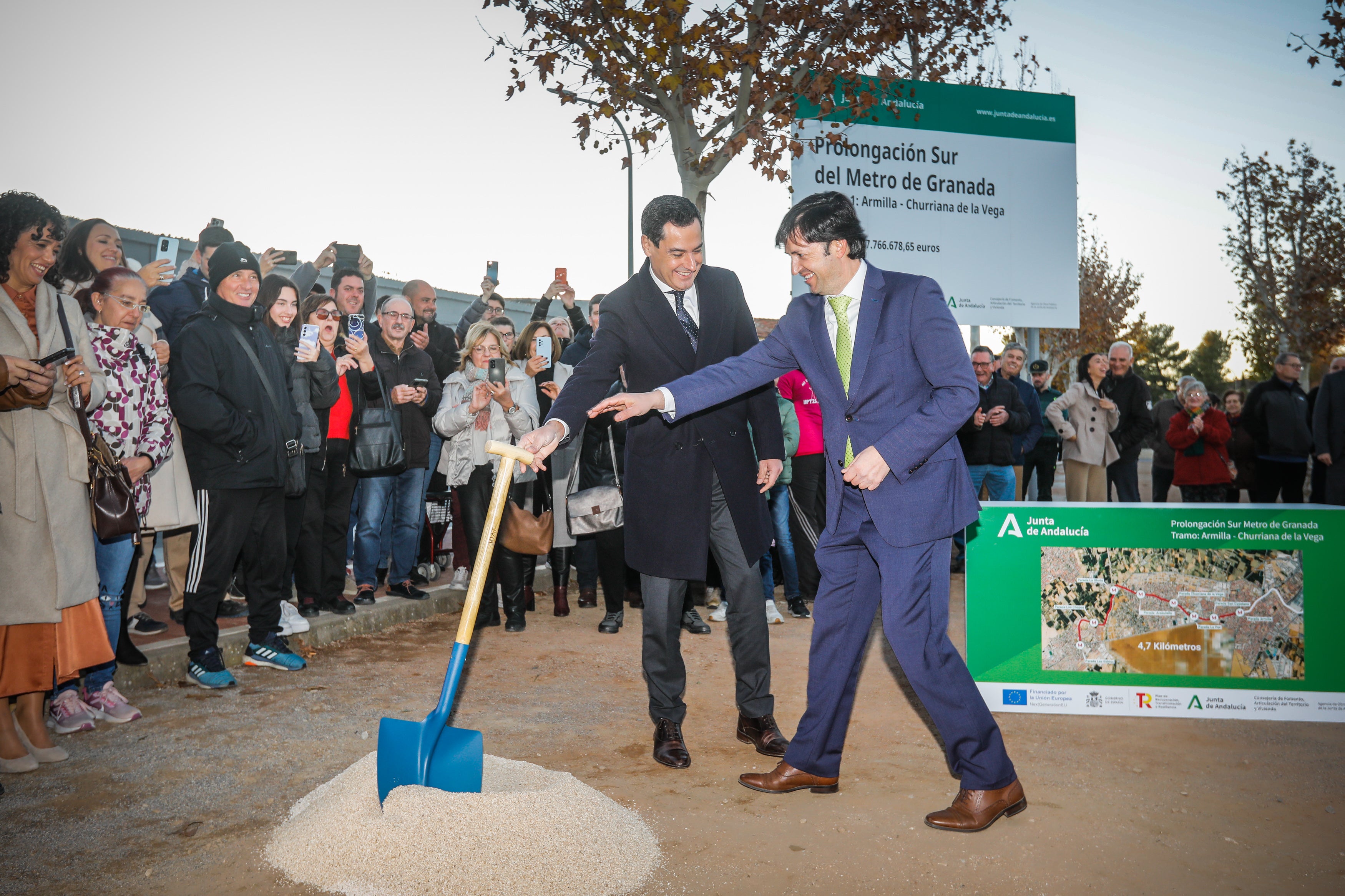 Las imágenes de la primera piedra de la ampliación del metro